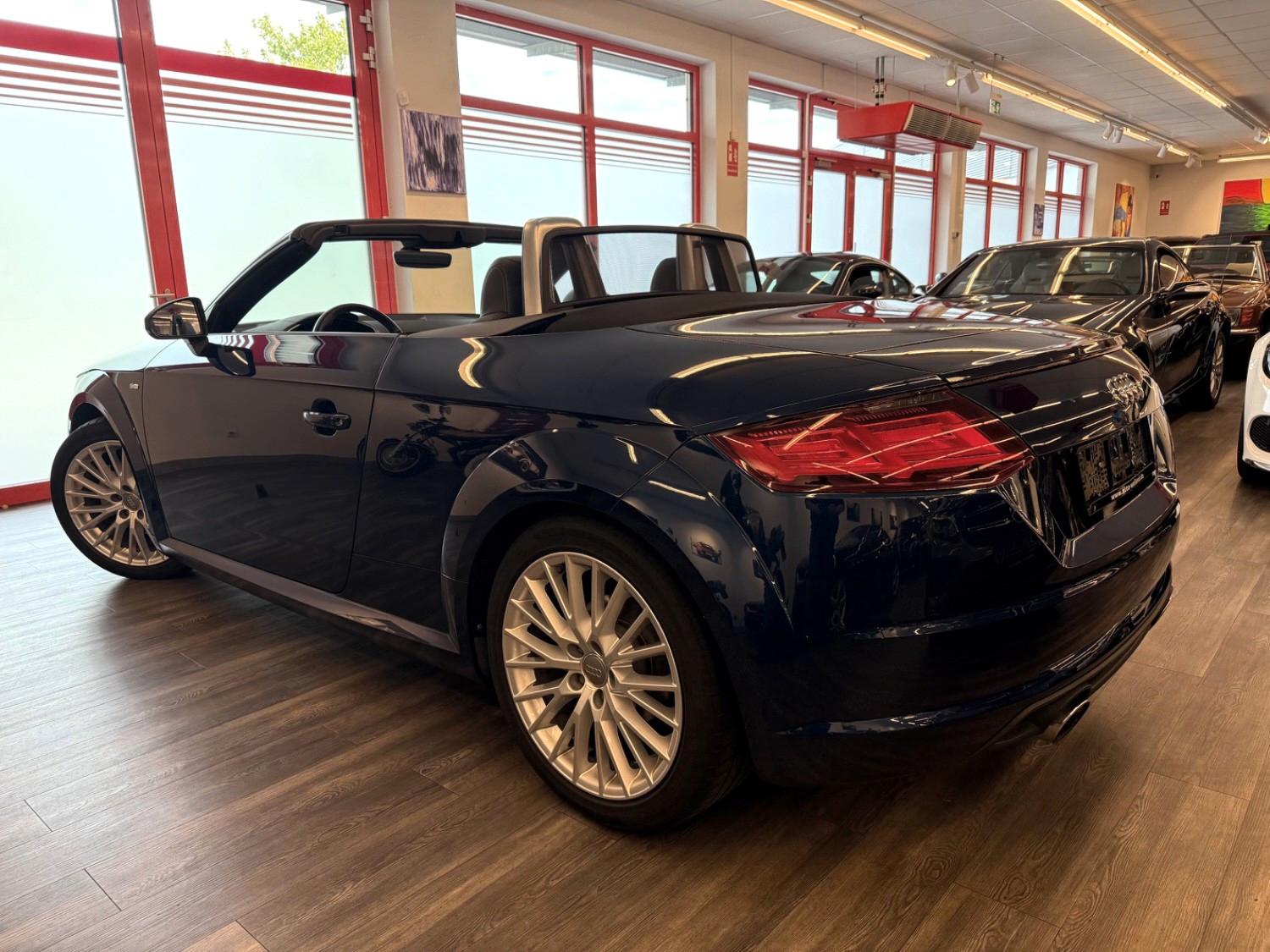 Audi TT Roadster 1.8 TFSI SLine Plus Paket Navi Klima