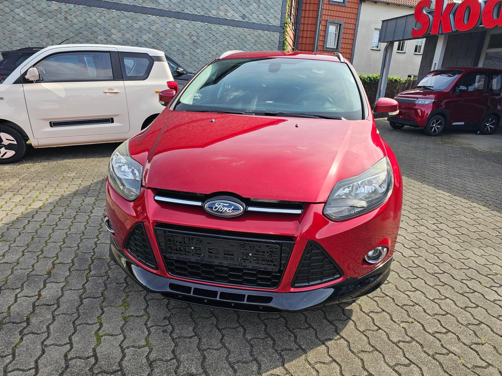 Ford Focus 2013 — photo 9