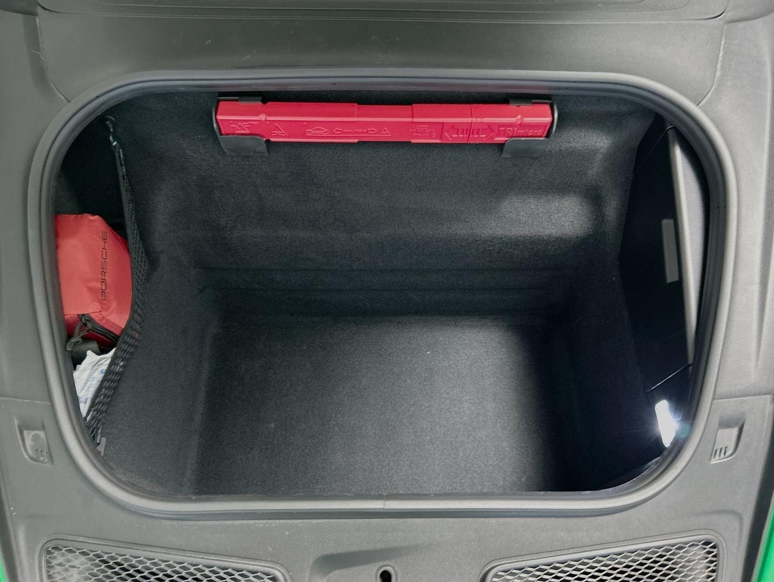 Porsche 992 911 GT3 Touring Ceramic Lift Anschlussg