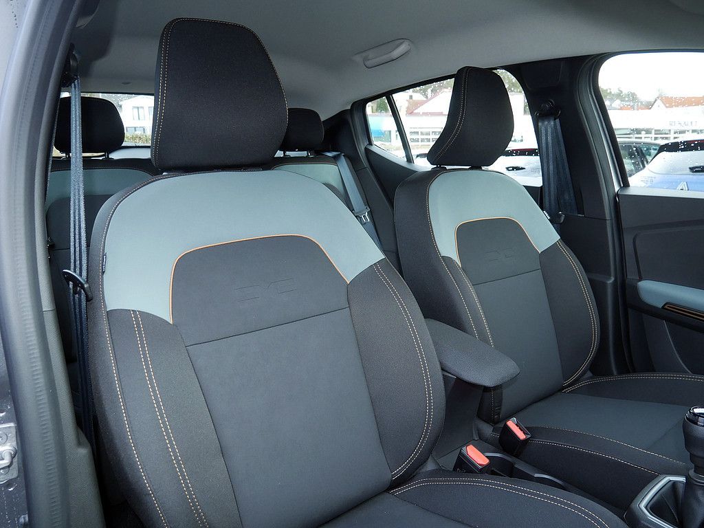 Fahrzeugabbildung Dacia Sandero Stepway Extreme TCe 110 FACELIFT 2026!!!