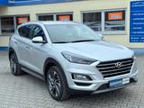 Hyundai Tucson Premium 4WD*AUTO*LED*ACC*360*AHK*19*1HAND - : 19