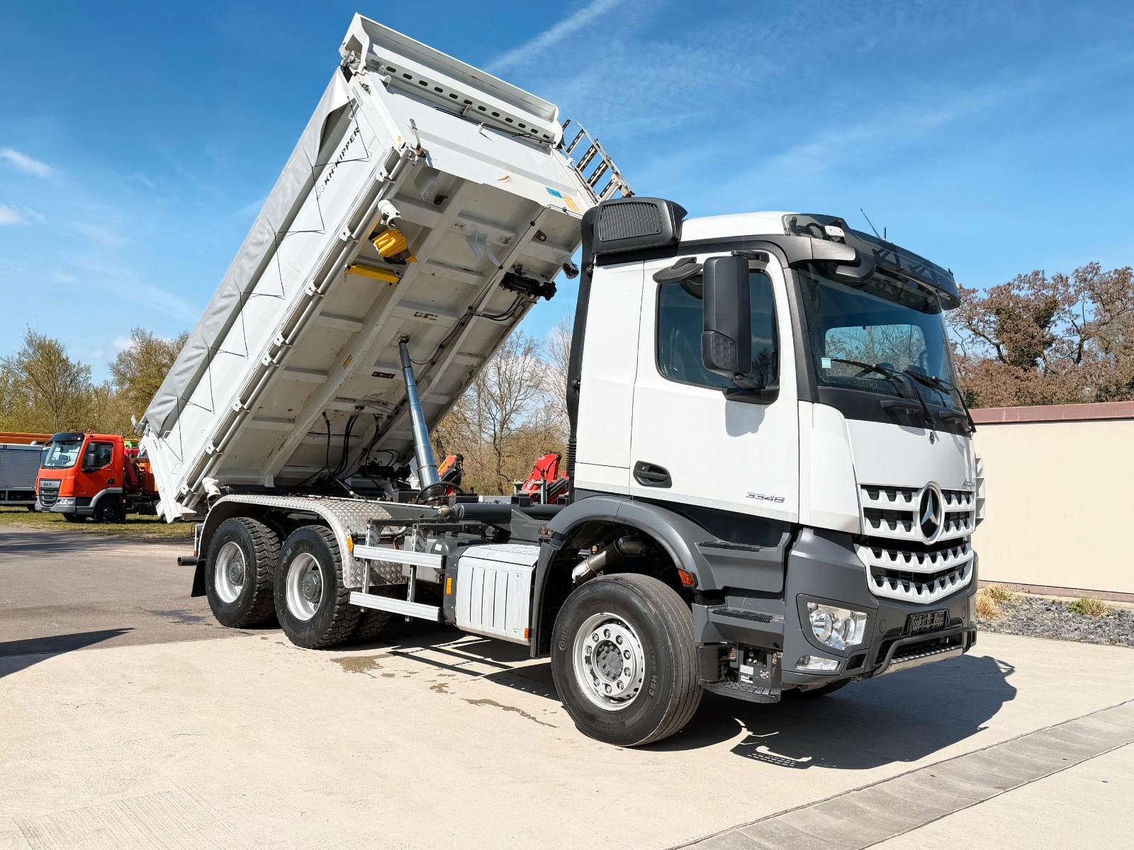 Mercedes-Benz Arocs 3348 6x4 Kipper Bordmatik AHK