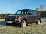 Lada Niva Legend 4x4 Luxe A/C 5-Türen - graue Lada Niva