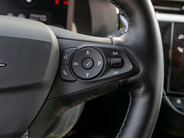 Opel Corsa e F Edition LED Klimaautomatik DAB CarPlay