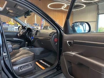 Hyundai Santa Fe*VOLLLEDER*PANO*TEMPO*PDC*SZHZ*AHK*