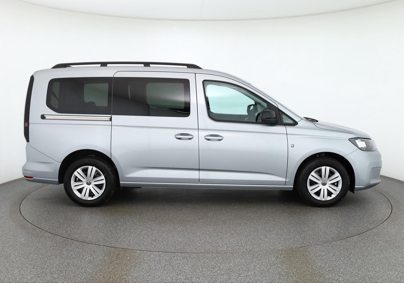 Volkswagen Caddy Maxi 1.5 TSI DSG Kamera 7-Sitzer AHK