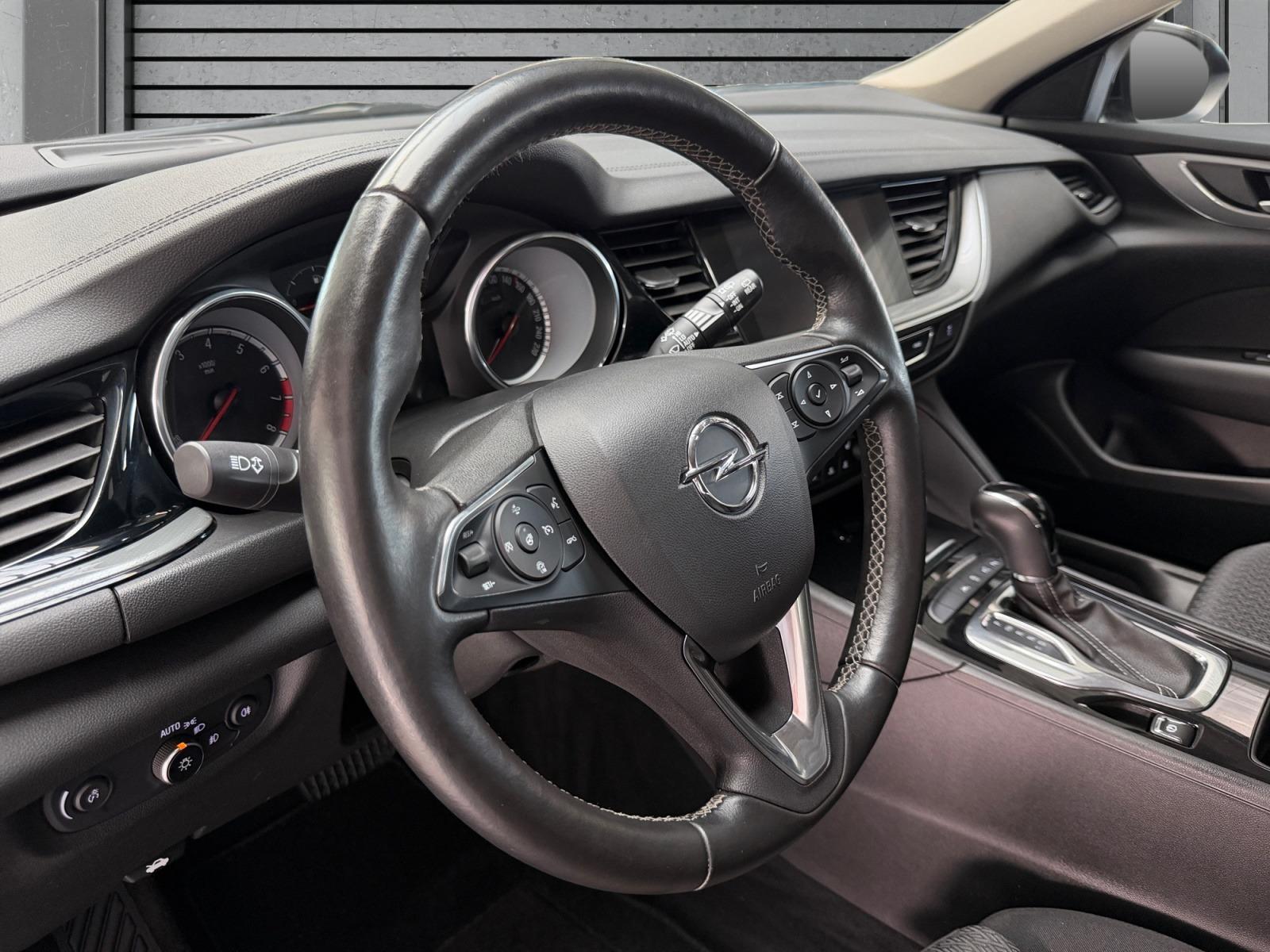 Opel INSIGNIA SPORTS TOURER EDITION AUTOMAT NAVI+LED+