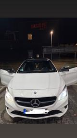 Mercedes-Benz Mercedes CLA 220 Shooting Brake - gebrauchte Mercedes-Benz CLA 220 Shooting Brake aus dem Jahr 2015