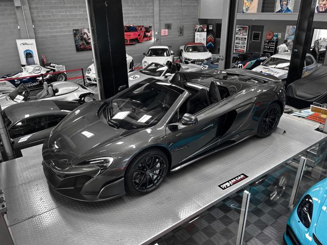 McLaren 675LT Spider
