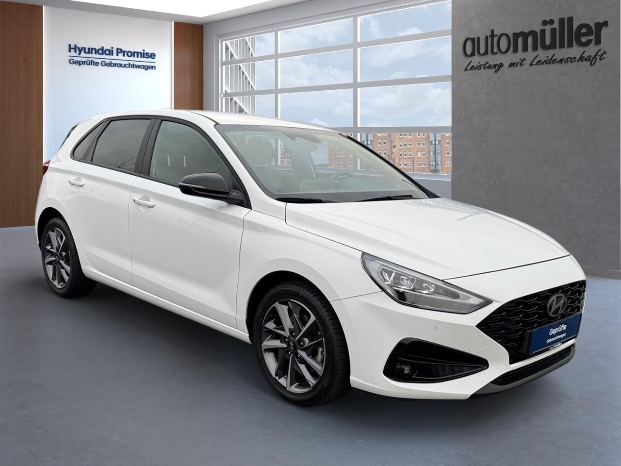 Fahrzeugabbildung Hyundai i30 ADVANTAGE *AUTOMATIK*LED*NAVI*KLIMAA*KAMERA*