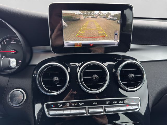 Fahrzeugabbildung Mercedes-Benz GLC 220d 4Matic+LED+Navi+Kamera+Leder