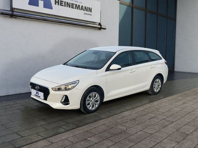 Hyundai i30 Kombi 1.4 Select Klima Einparkhilfe