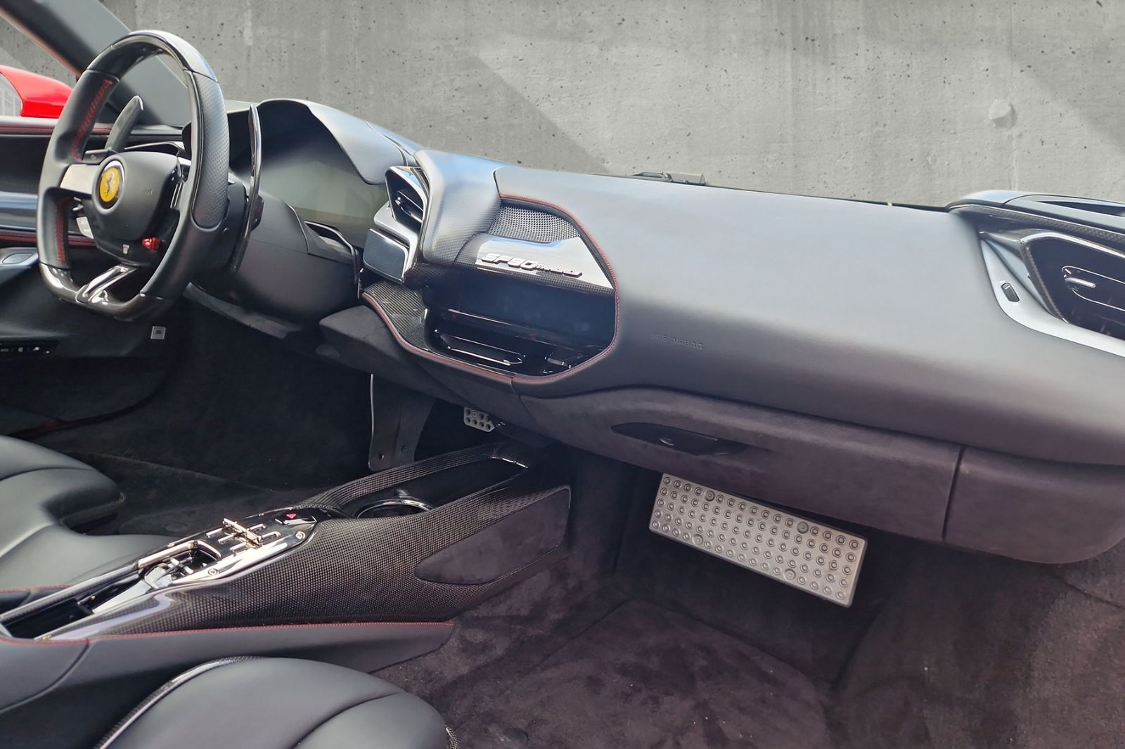 Fahrzeugabbildung Ferrari SF90*Carbon*Lift*dt.Fahrzeug*JBL*Racingsitze*