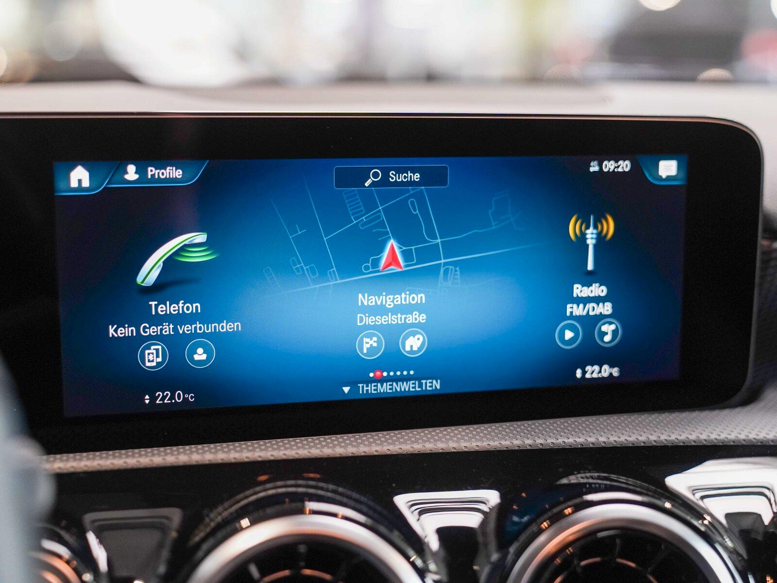 Mercedes-Benz A-Class d Progressive Standheizung DISTRONIC Pano, миниатюра 20