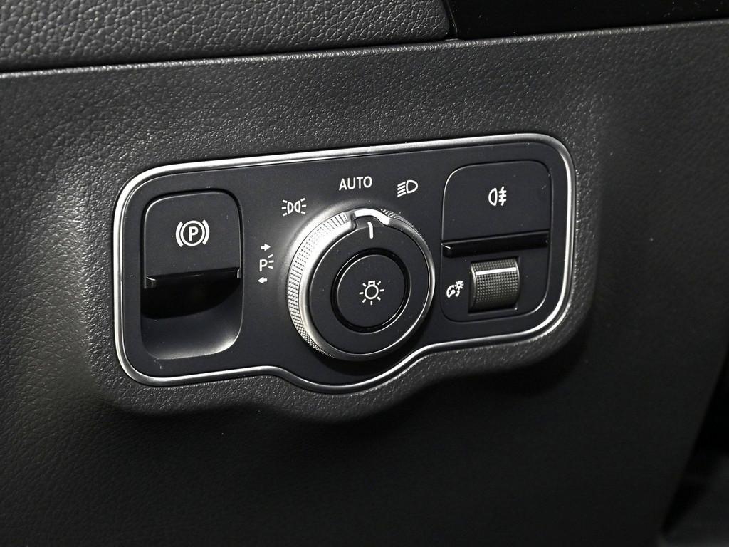 Mercedes-Benz GLA AMG Line Night LED Navi 360°, миниатюра 20