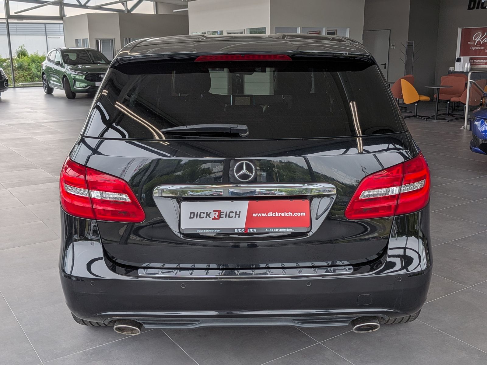 Fahrzeugabbildung Mercedes-Benz B 200 CDI Bi-Xenon Night-Paket PDC SHz Leder 18"