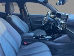 Foto Nummer 9: PEUGEOT 2008