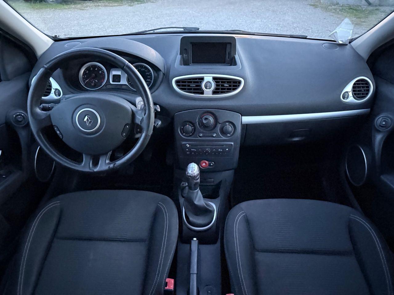 Renault Clio 2009 — photo 5