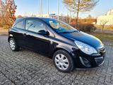 Opel Corsa D Satellite - Opel Corsa Satellite mit Benzin-Antrieb