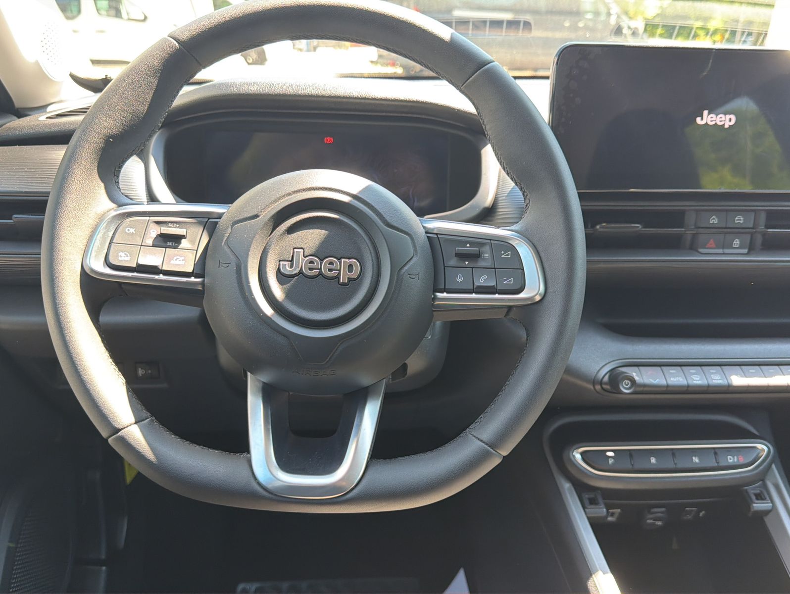 Fahrzeugabbildung Jeep Avenger Longitude Electric/ Automatik/ 54kW
