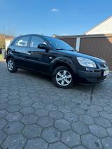 Kia Ich biete meinen sehr gepflegten Kia Rio U2 - Kia Rio in Bielefeld