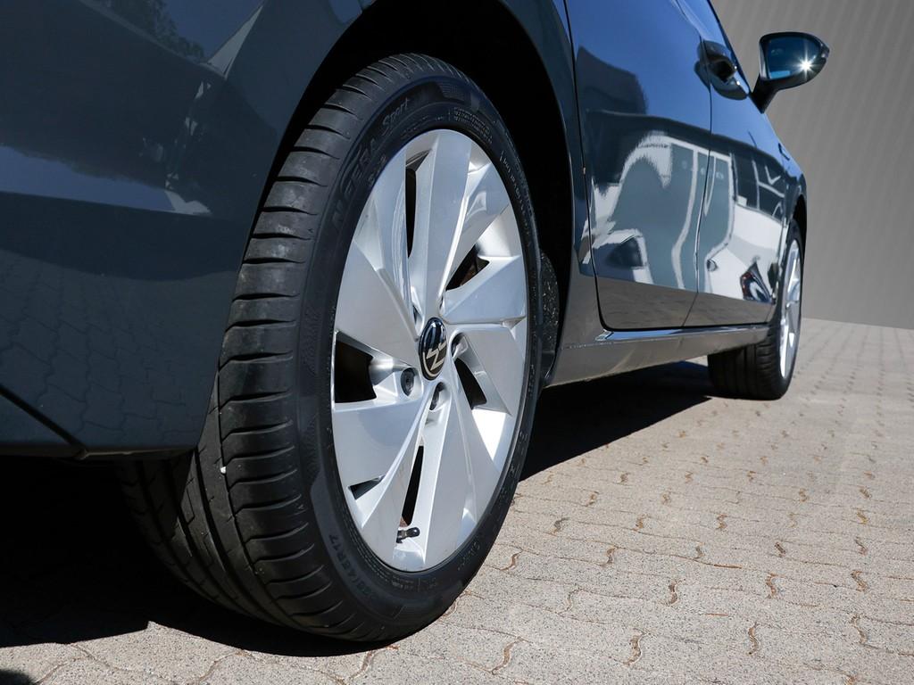 Volkswagen Golf VIII Style 1.5 eTSI DSG Einparkhilfe, Sitzh, миниатюра 5