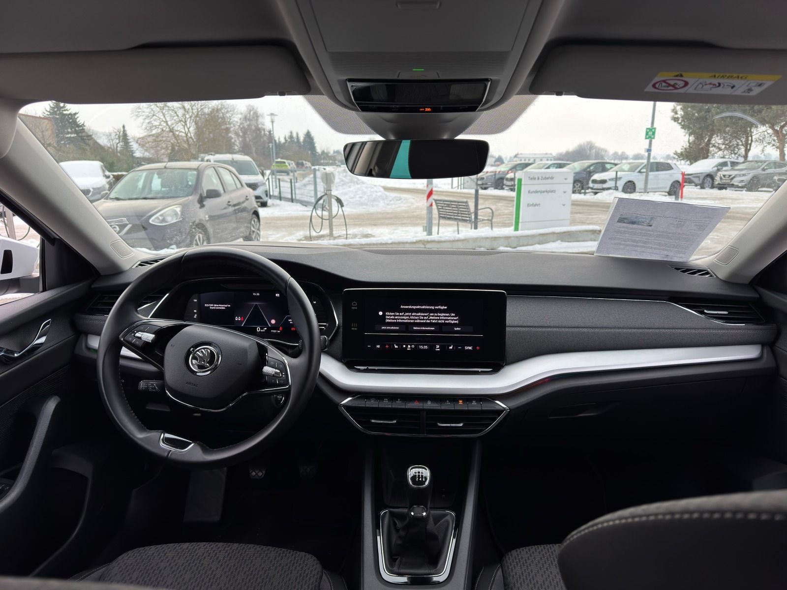 Fahrzeugabbildung SKODA Octavia Combi 2.0 TDI 6-Gang*LED*Head-Up*NAVI*Si