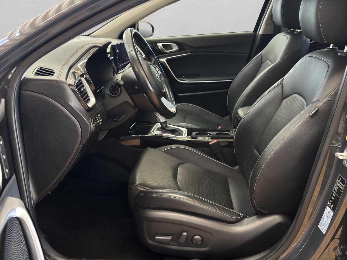 Kia XCEED 1.4T PLATINUM PANO-DACH+NAVI+LEDER+KAMERA+