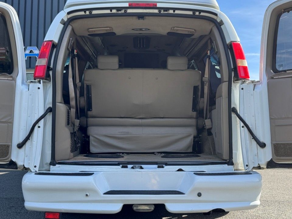 Fahrzeugabbildung Chevrolet Express Chevy Van Explorer Ltd. SE