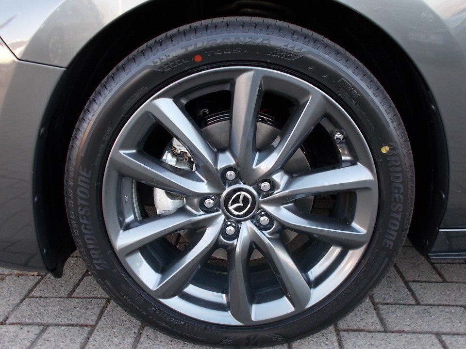 Fahrzeugabbildung Mazda 3 2025 M-Hybrid Centre-Line G-140 DESI NAVI ACAA