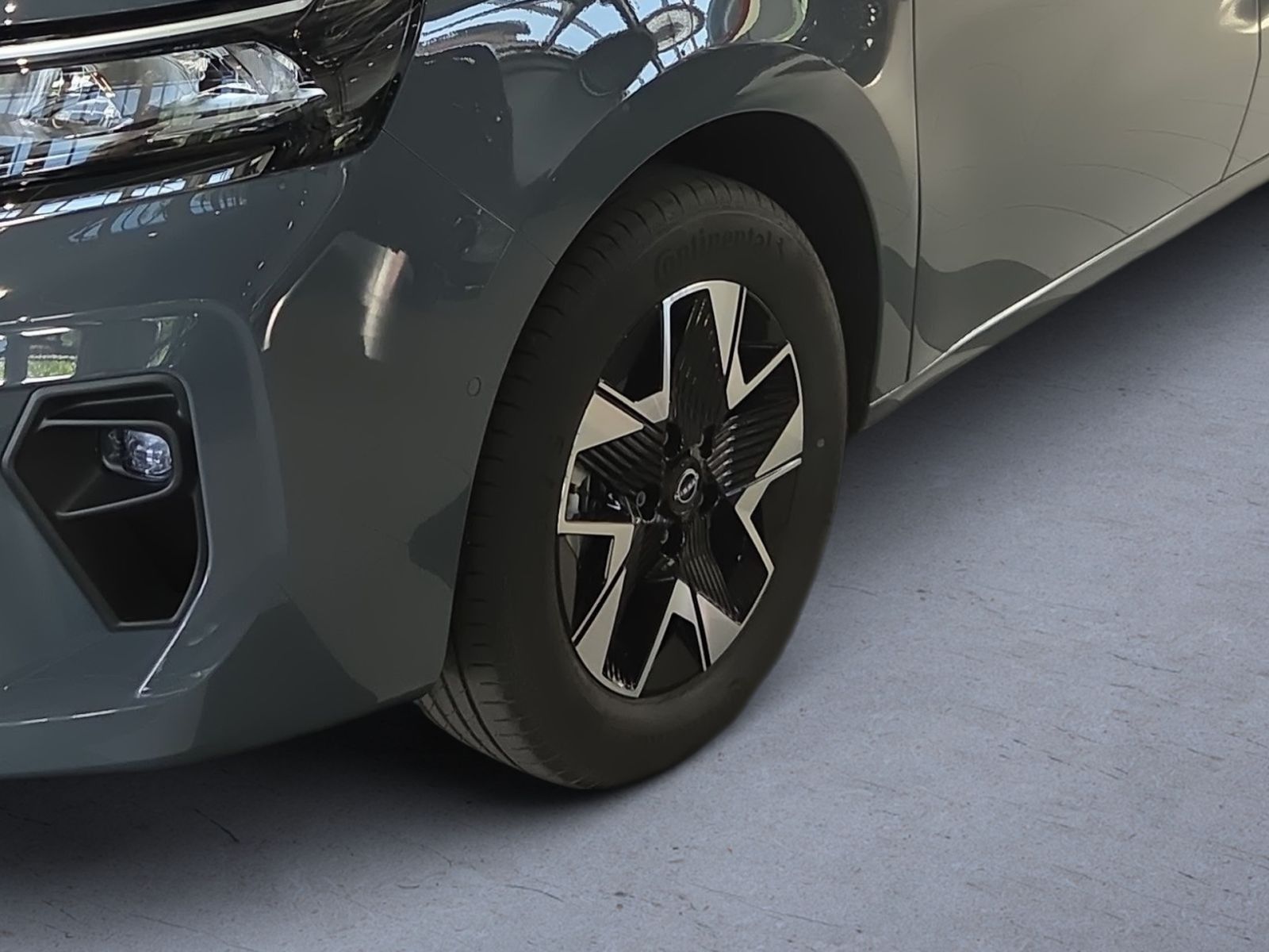 Fahrzeugabbildung Nissan Townstar DIG-T 130 L2 Tekna AT *7-SITZER*360°-KA