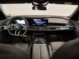 BMW 740d xDrive M Sport PanoSky StHzg Autobahnas 21z - BMW 7er Reihe Jahreswagen