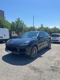 Porsche Cayenne - 3