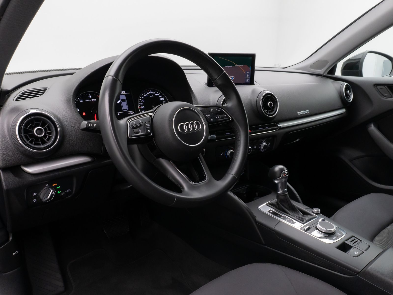 Fahrzeugabbildung Audi A3 Sportback 35 TDI Aut. Sitzhzg Navi Xenon