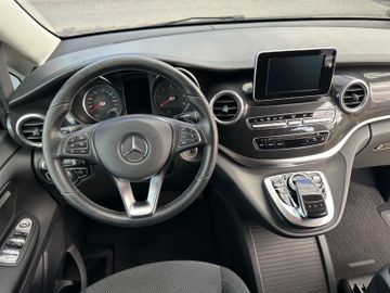 Fahrzeugabbildung Mercedes-Benz V 220d Edition lang*LED*2xTür*8.Sitze*Totwinkel*