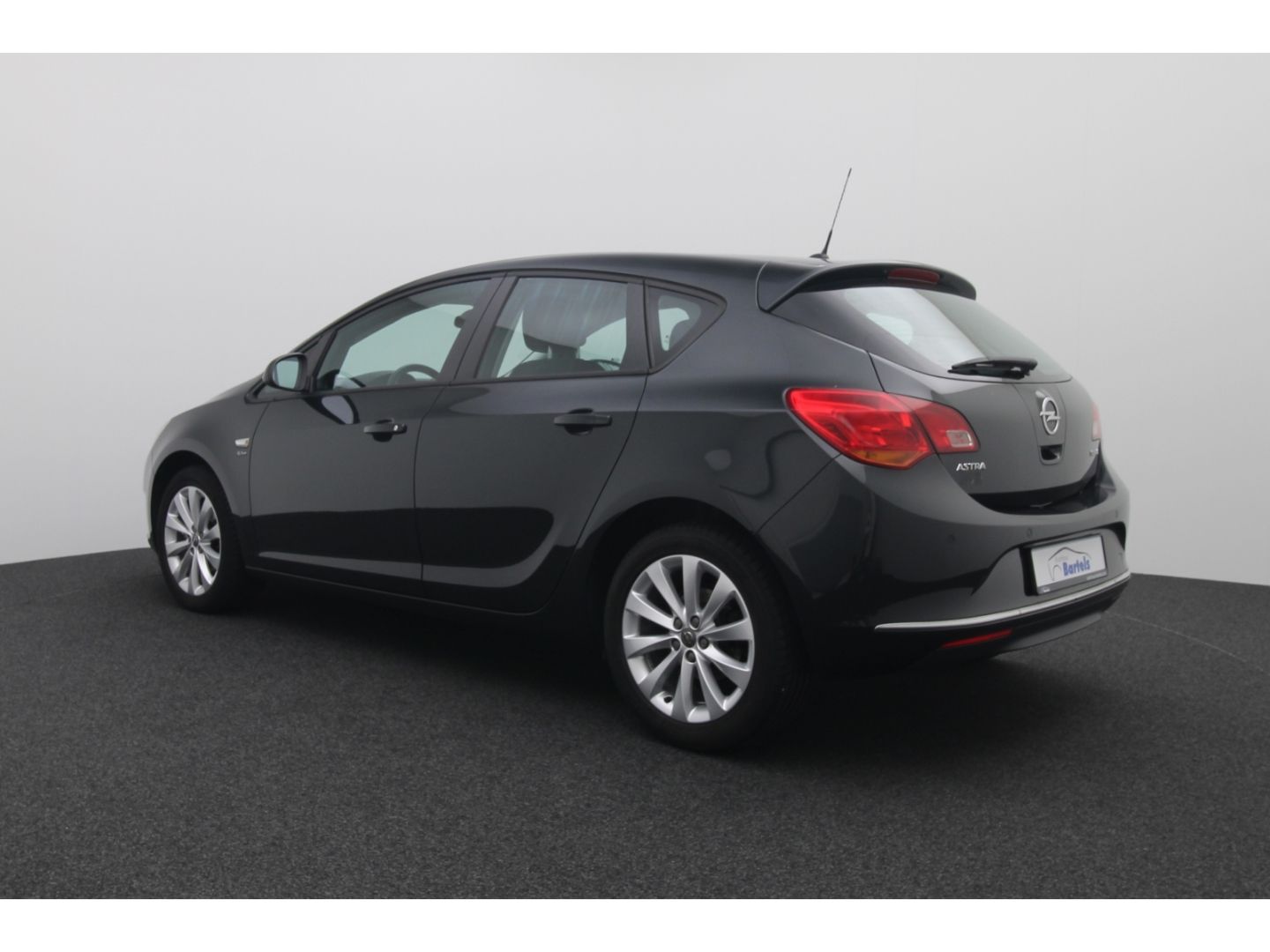 Fahrzeugabbildung Opel Astra 1.4 J Active 2-Zonen-Klimaauto SHZ Ambient