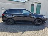 Mitsubishi Outlander PHEV TOP AHK 3 J. Gar. - Mitsubishi Plug-in Hybrid Outlander aus 2020