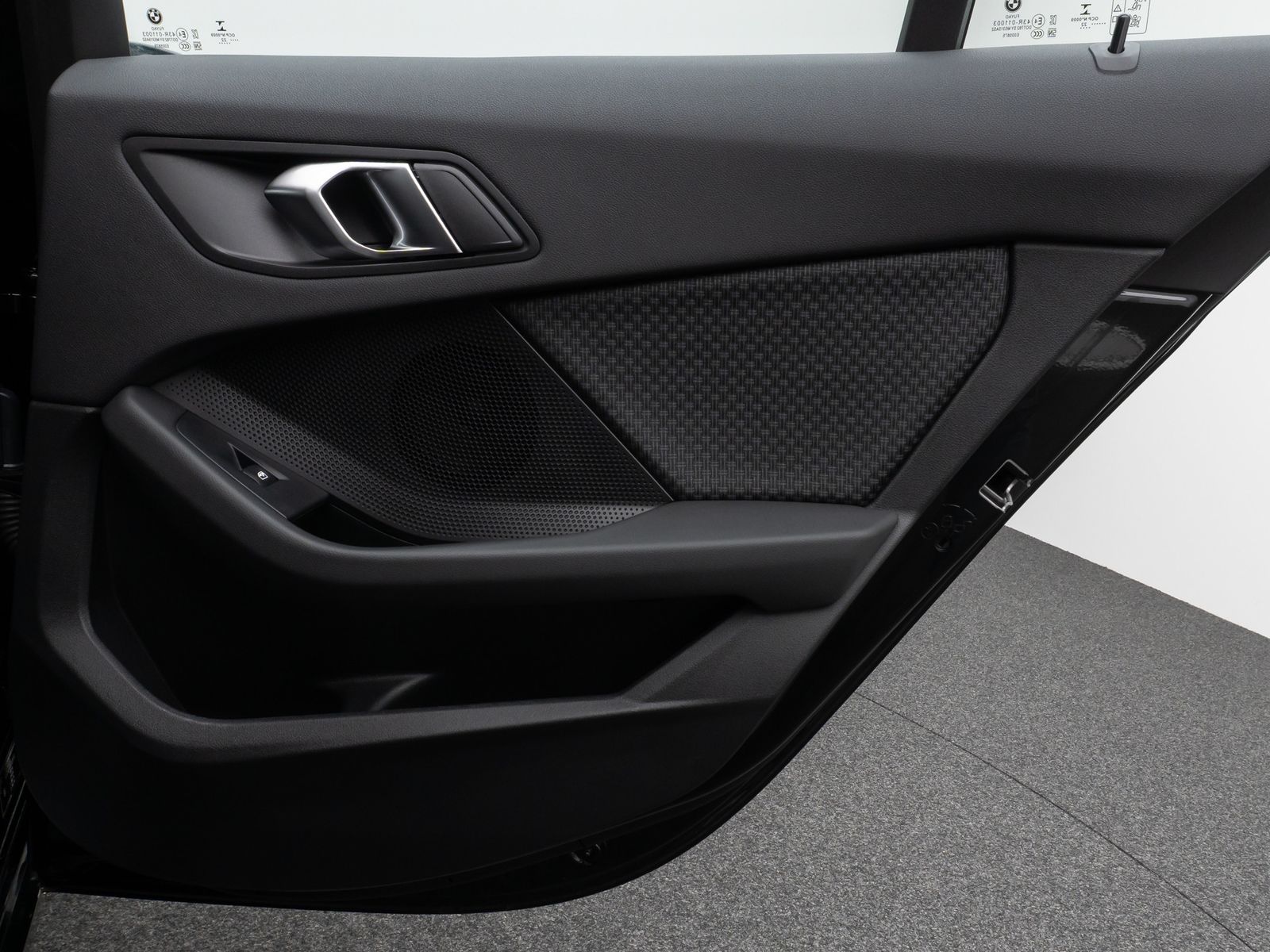 Fahrzeugabbildung BMW 118i PDC DAB CockPitPro AHKFernlichtassistent