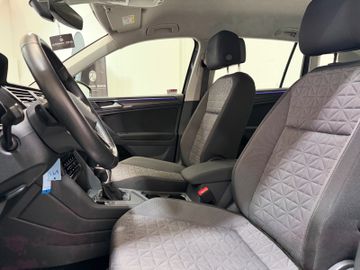 Volkswagen Tiguan - 9