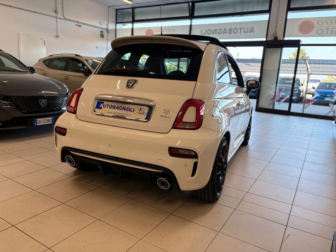 Abarth 595 Turismo 1.4 Turbo T-Jet 165 CV mt TET imagem 3