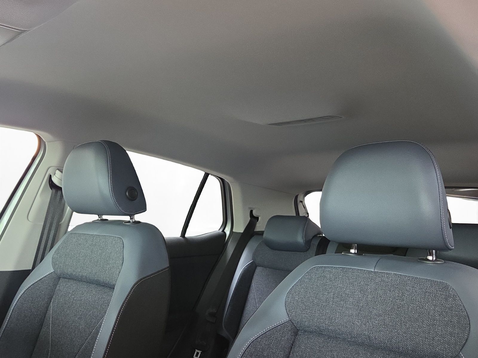 Volkswagen T-Cross - Bild 9