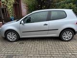 Volkswagen Gepflegter VW Golf 5 1.6 Benziner  TÜV ne... - Volkswagen Golf aus 2005: Golf5