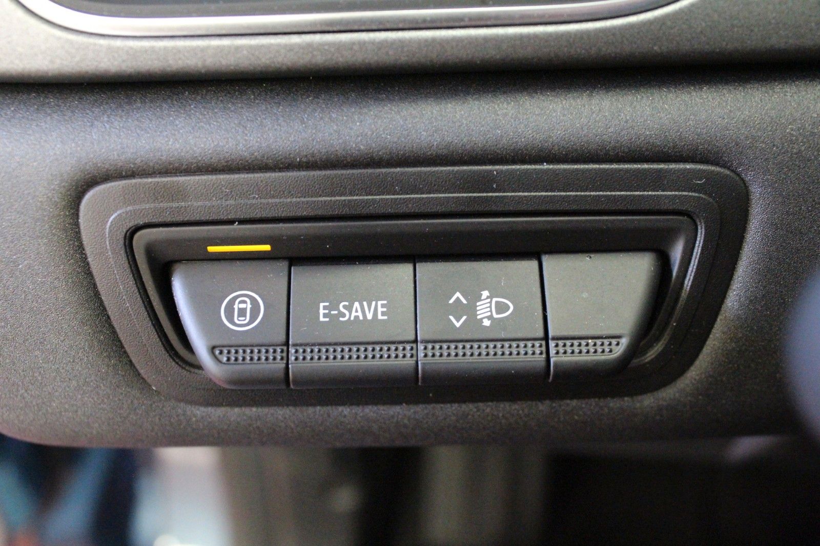 Fahrzeugabbildung Renault Symbioz E-Tech Full Hybrid 145 Techno *Winterp.*