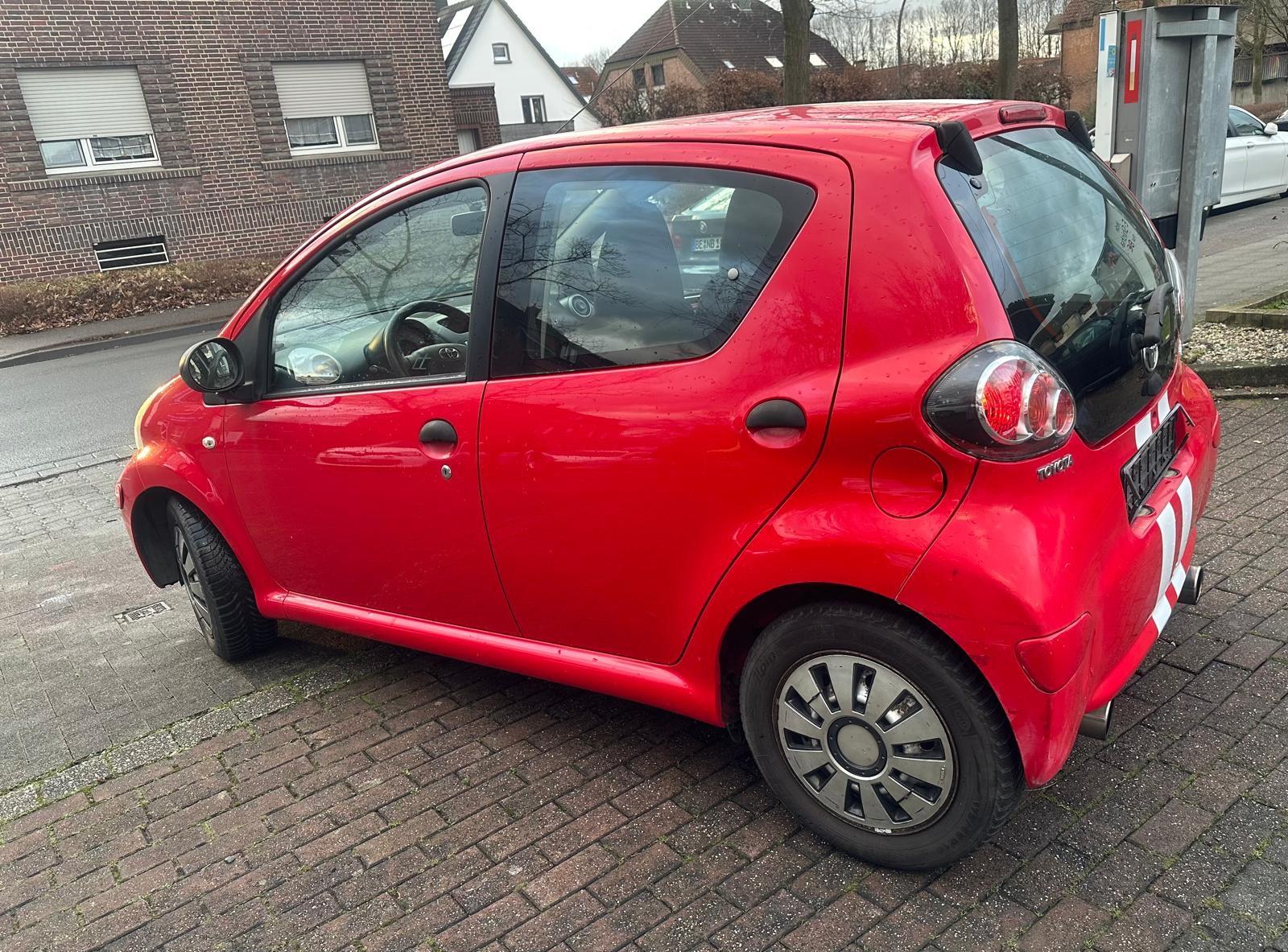 Toyota Aygo (X) 1,0-l-VVT-i Club
