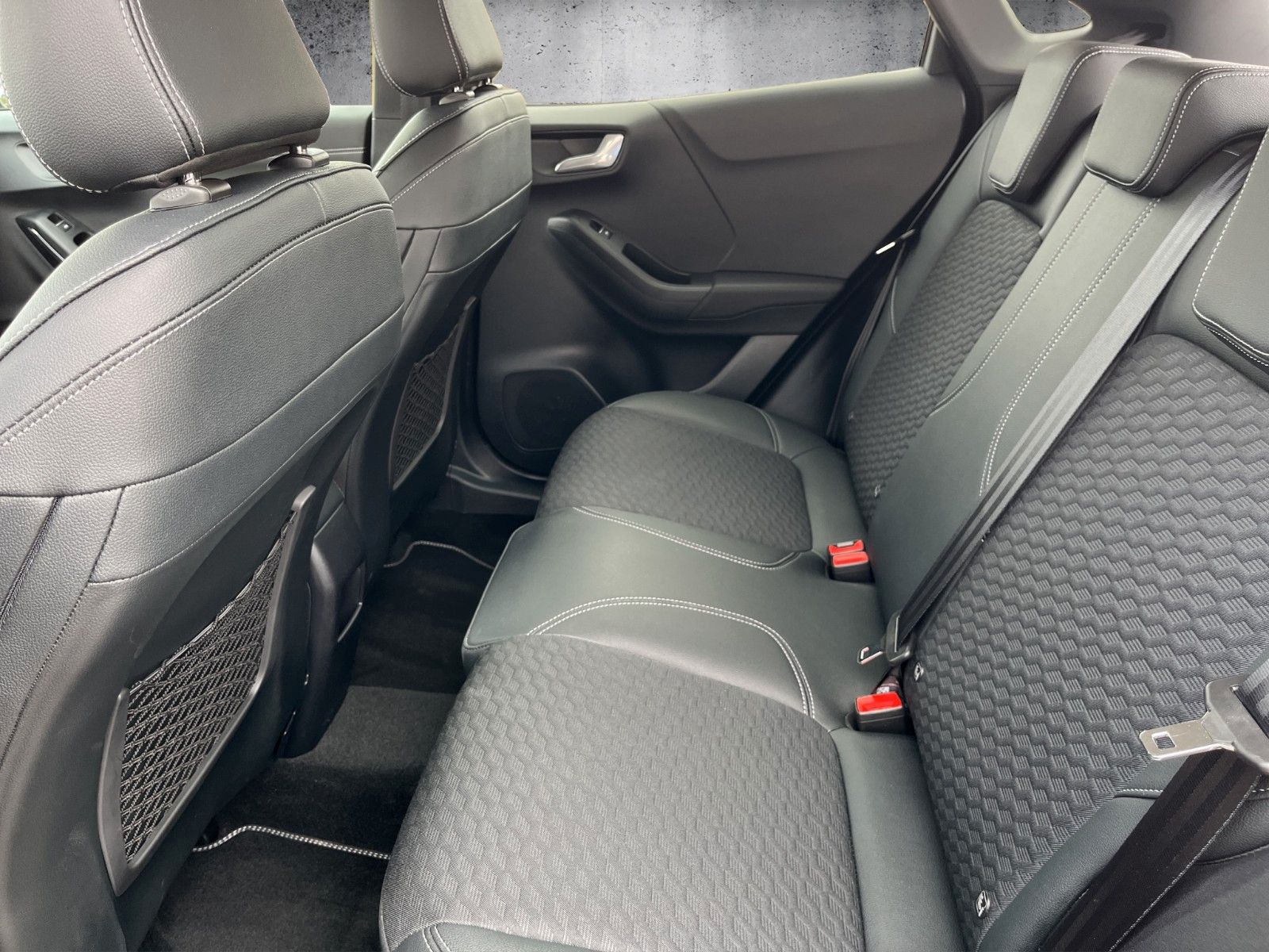 Fahrzeugabbildung Ford Puma Titanium X
