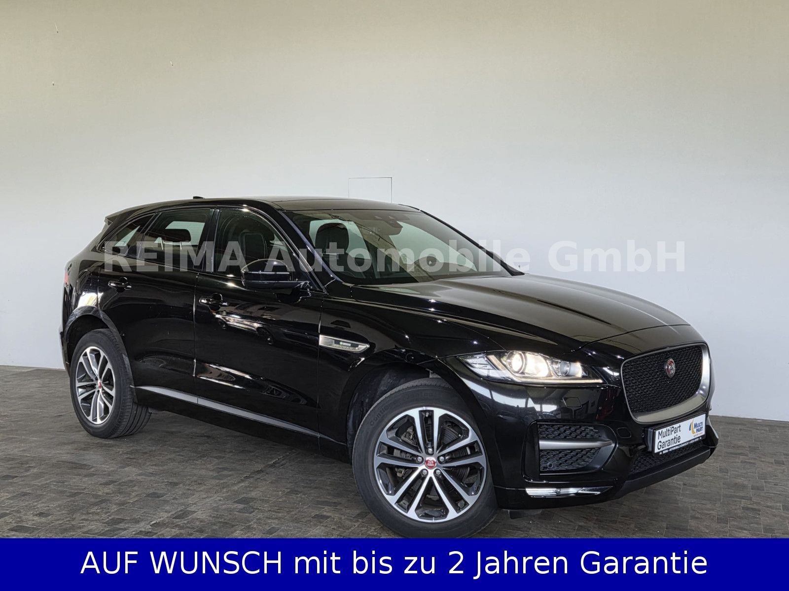 Fahrzeugabbildung Jaguar F-PACE R-Sport AWD, Pano, Meridian,