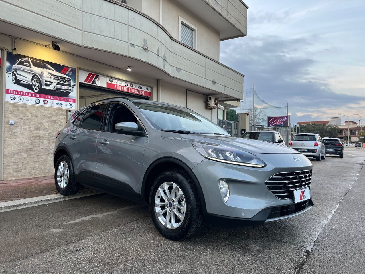 Ford FORD Kuga 1.5 EcoBlue 120 CV aut. 2WD Tit.Bus imagem 3