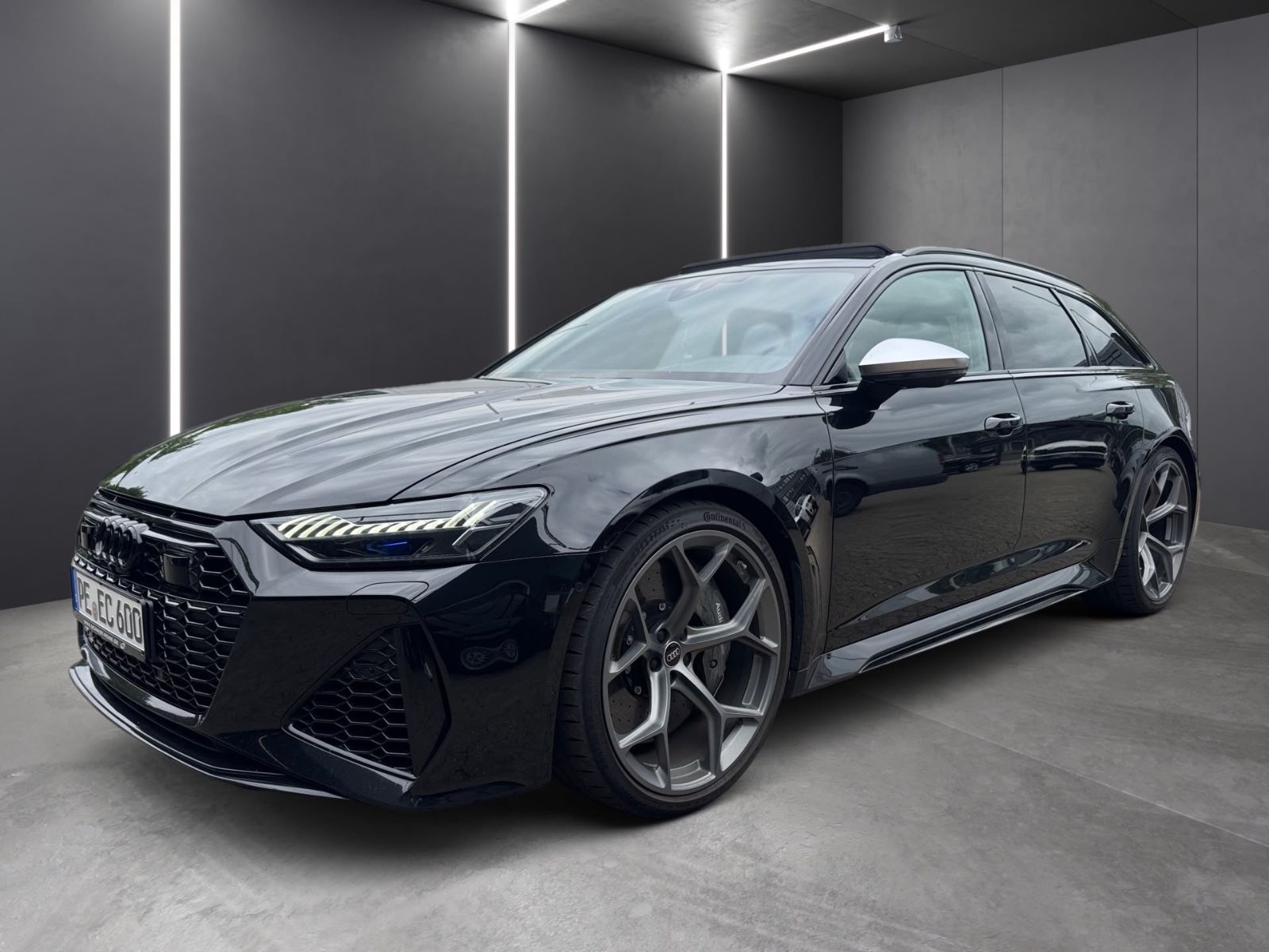 AUDI RS 6 Avant 4.0 TFSI quattro-PERFORMANCE-KERAMIK