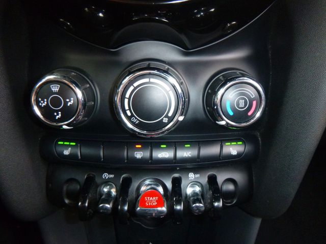 Fahrzeugabbildung MINI ONE >Sitzheizung/Einparkhilfe<