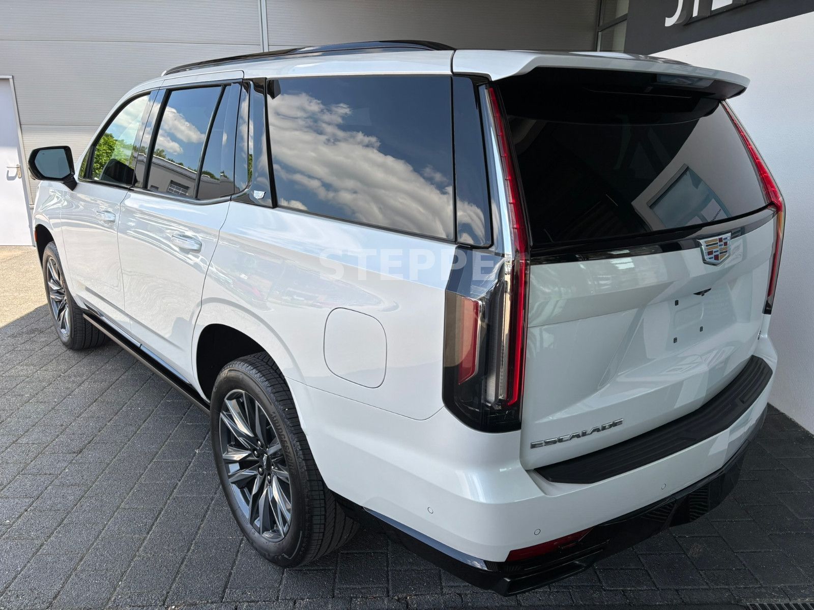 Cadillac Escalade 6.2 V8 Sport Platinum EU-Navi Luftfed.